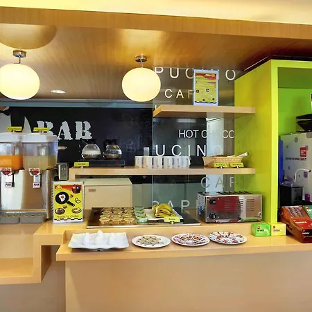 Hotel Caspia Pro Greater Noida 